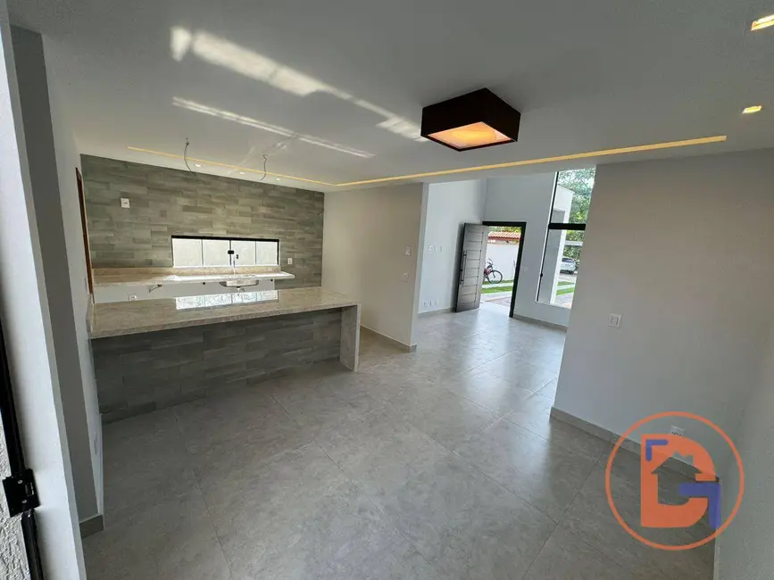 Casa de Condomínio com 3 quartos à venda, 320m2 em Bosque Beira Rio, Rio Das Ostras - RJ - imagem 5 Foto 5 de Casa de Condomínio com 3 quartos à venda, 320m2 em Bosque Beira Rio, Rio Das Ostras - RJ