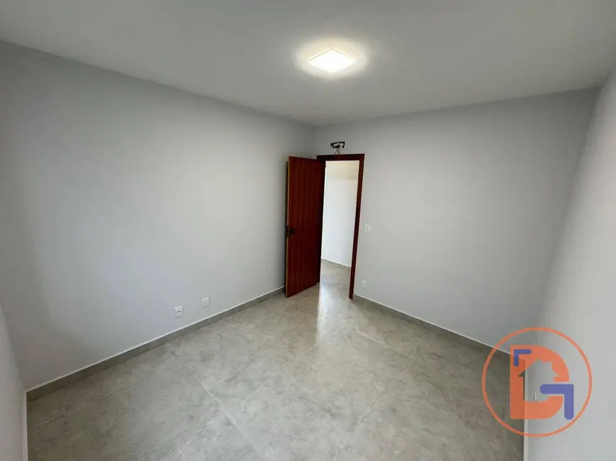 Casa de Condomínio com 3 quartos à venda, 320m2 em Bosque Beira Rio, Rio Das Ostras - RJ - imagem 3 Foto 3 de Casa de Condomínio com 3 quartos à venda, 320m2 em Bosque Beira Rio, Rio Das Ostras - RJ