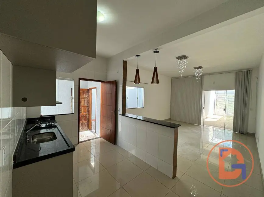 Casa com 2 quartos à venda, 360m2 em Maria Turri, Rio Das Ostras - RJ - imagem 6 Foto 6 de Casa com 2 quartos à venda, 360m2 em Maria Turri, Rio Das Ostras - RJ