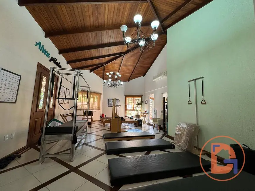 Foto 9 de Casa com 6 quartos à venda, 600m2 em Extensão do Bosque, Rio Das Ostras - RJ