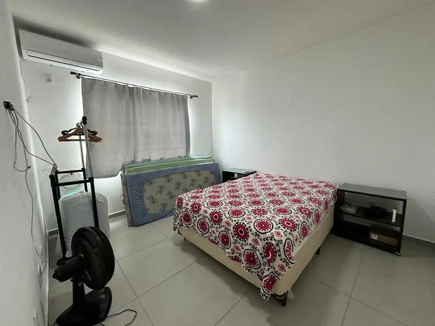 Foto 4 de Apartamento com 1 quarto à venda e para alugar, 52m2 em Costazul, Rio Das Ostras - RJ