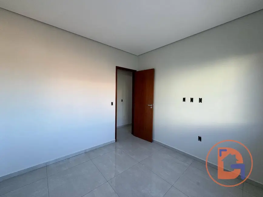 Foto 9 de Apartamento com 2 quartos à venda, 64m2 em Costazul, Rio Das Ostras - RJ