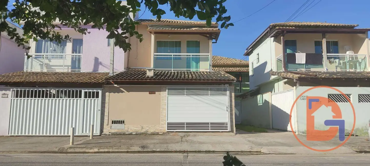 Foto 1 de Casa com 2 quartos à venda, 350m2 em Rio Das Ostras - RJ