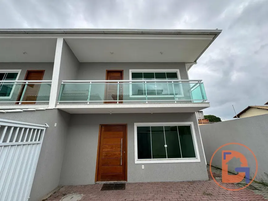 Foto 1 de Casa com 3 quartos para alugar, 110m2 em Jardim Mariléa, Rio Das Ostras - RJ