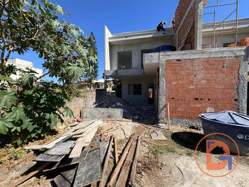 Foto 4 de Casa com 4 quartos à venda, 184m2 em Costazul, Rio Das Ostras - RJ