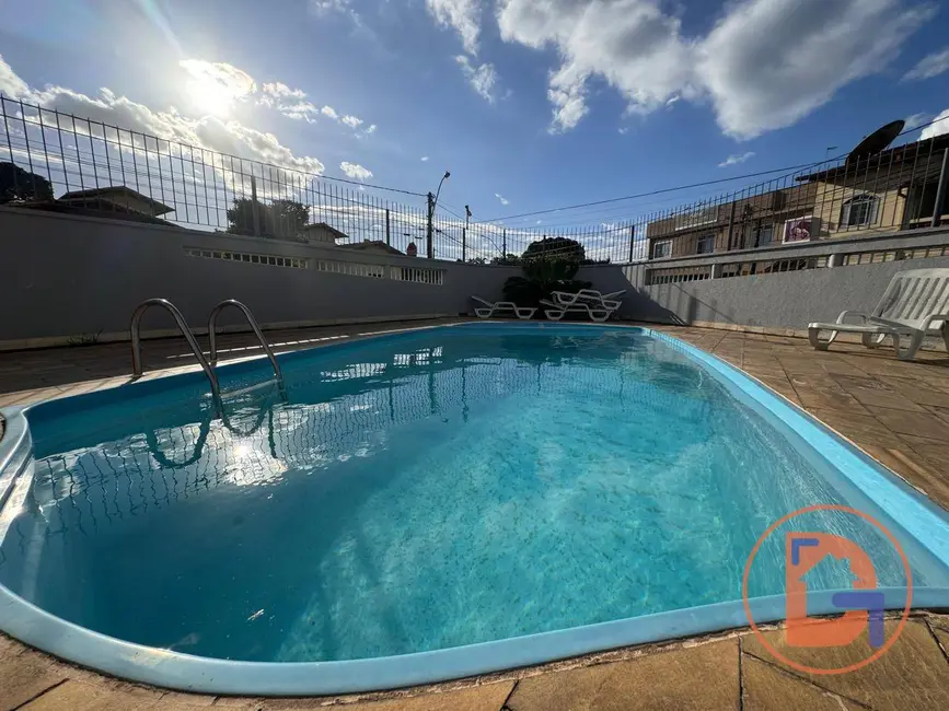 Foto 5 de Cobertura com 3 quartos à venda e para alugar, 125m2 em Extensão do Bosque, Rio Das Ostras - RJ