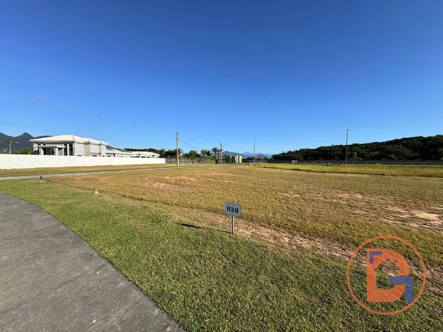 Terreno / Lote à venda, 1467m2 em Rio Das Ostras - RJ - imagem 3 Foto 3 de Terreno / Lote à venda, 1467m2 em Rio Das Ostras - RJ