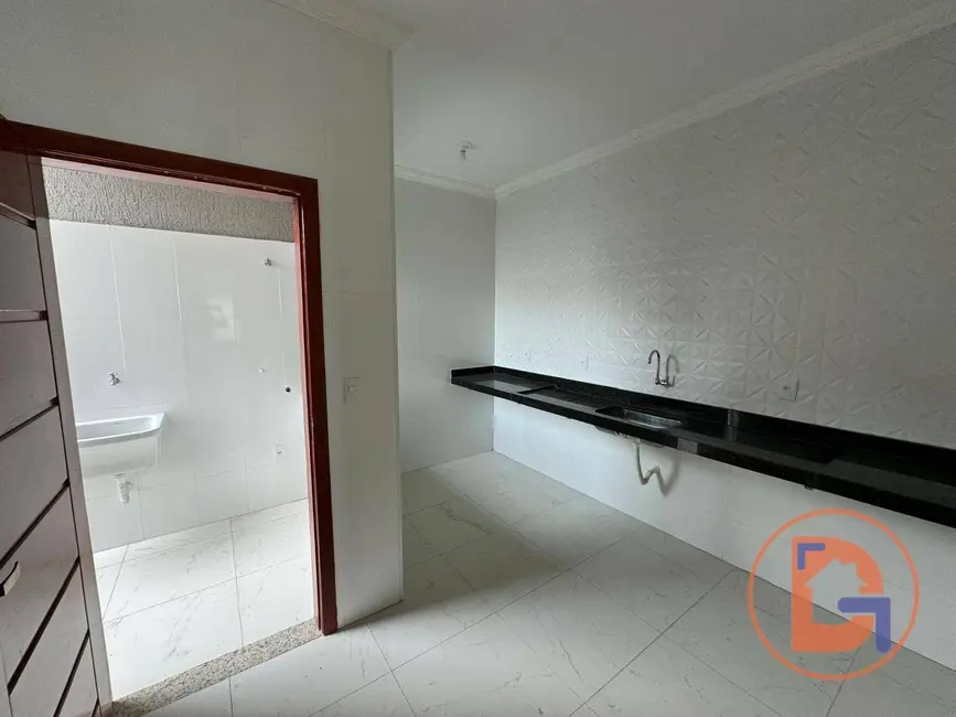 Foto 7 de Casa com 2 quartos à venda, 100m2 em Chácara Mariléa, Rio Das Ostras - RJ
