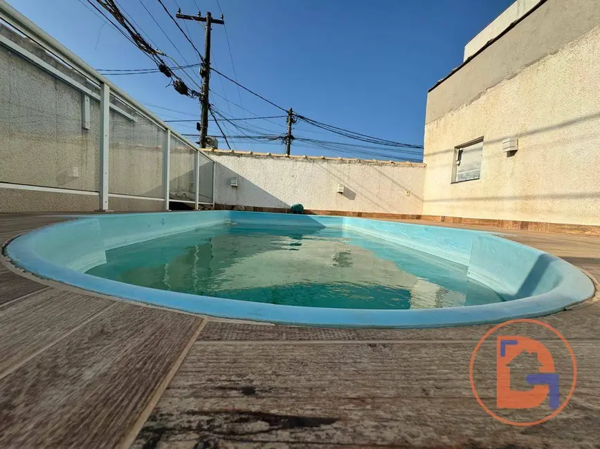 Foto 2 de Casa com 3 quartos à venda, 331m2 em Terra Firme, Rio Das Ostras - RJ