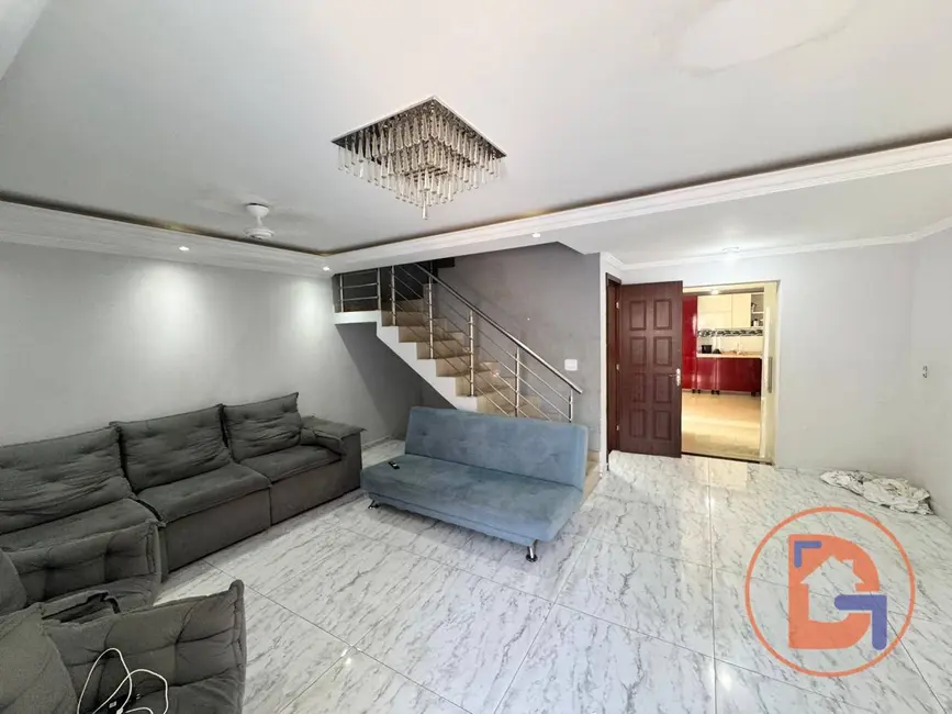 Casa com 3 quartos à venda, 390m2 em Recreio, Rio Das Ostras - RJ - imagem 4 Foto 4 de Casa com 3 quartos à venda, 390m2 em Recreio, Rio Das Ostras - RJ