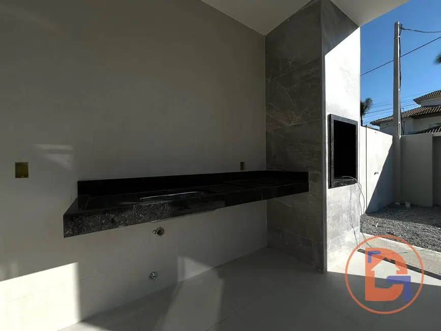Foto 5 de Casa com 3 quartos à venda, 150m2 em Rio Das Ostras - RJ