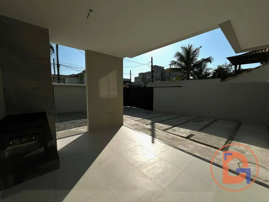 Foto 6 de Casa com 3 quartos à venda, 150m2 em Rio Das Ostras - RJ