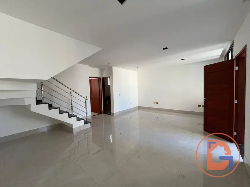 Foto 6 de Casa com 3 quartos à venda, 140m2 em Ouro Verde, Rio Das Ostras - RJ