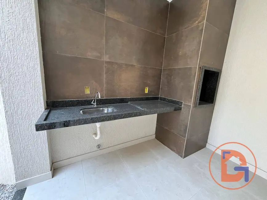 Foto 4 de Casa com 3 quartos à venda, 140m2 em Ouro Verde, Rio Das Ostras - RJ