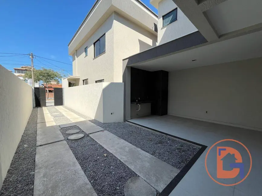 Foto 3 de Casa com 3 quartos à venda, 140m2 em Ouro Verde, Rio Das Ostras - RJ