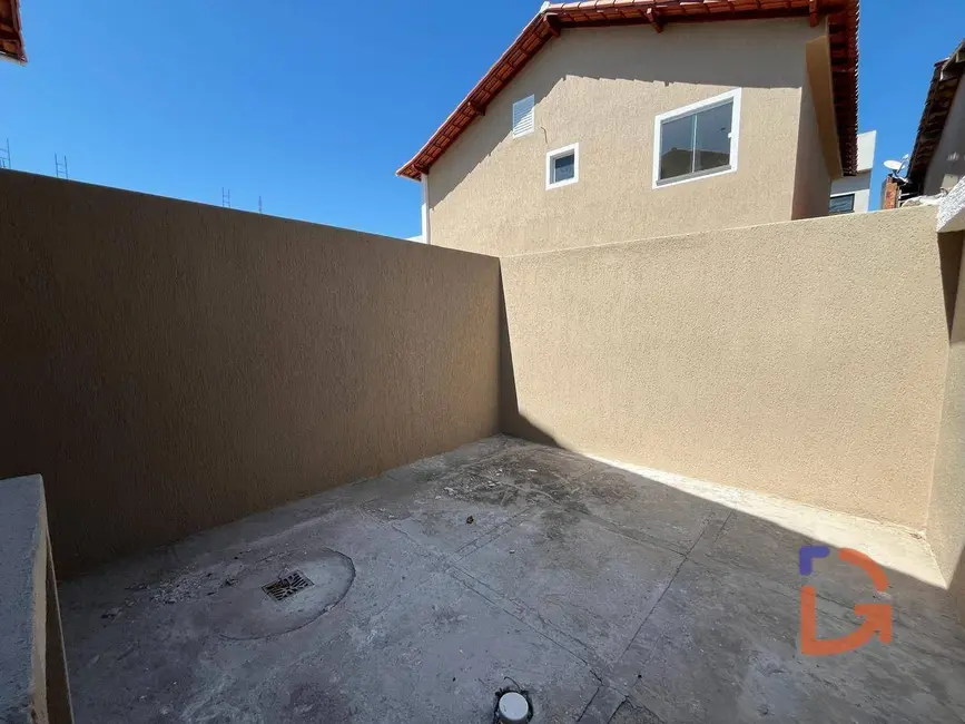 Casa com 2 quartos à venda, 70m2 em Ouro Verde, Rio Das Ostras - RJ - imagem 8 Foto 8 de Casa com 2 quartos à venda, 70m2 em Ouro Verde, Rio Das Ostras - RJ