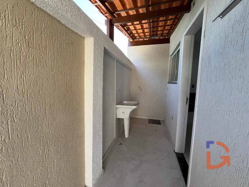 Casa com 2 quartos à venda, 70m2 em Ouro Verde, Rio Das Ostras - RJ - imagem 7 Foto 7 de Casa com 2 quartos à venda, 70m2 em Ouro Verde, Rio Das Ostras - RJ