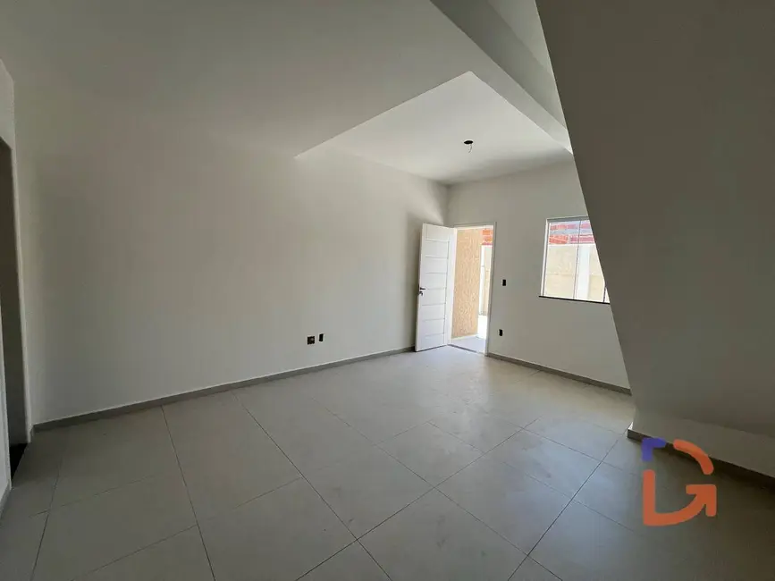 Casa com 2 quartos à venda, 70m2 em Ouro Verde, Rio Das Ostras - RJ - imagem 4 Foto 4 de Casa com 2 quartos à venda, 70m2 em Ouro Verde, Rio Das Ostras - RJ