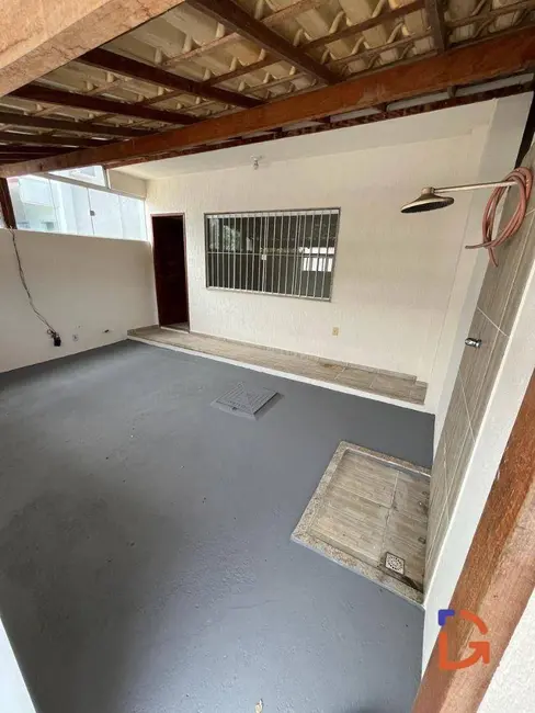 Foto 4 de Casa com 2 quartos à venda, 350m2 em Rio Das Ostras - RJ
