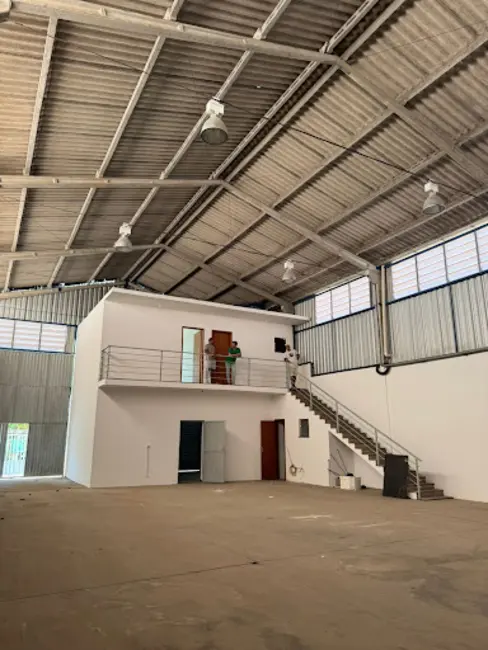 Armazém / Galpão para alugar, 450m2 em Residencial Praia Âncora, Rio Das Ostras - RJ - imagem 6 Foto 6 de Armazém / Galpão para alugar, 450m2 em Residencial Praia Âncora, Rio Das Ostras - RJ