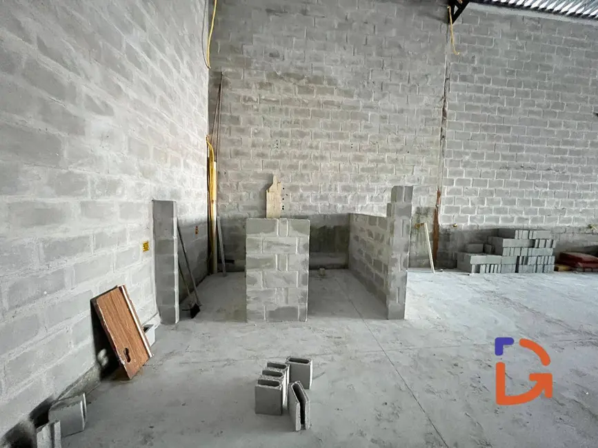 Foto 8 de Armazém / Galpão para alugar, 300m2 em Recreio, Rio Das Ostras - RJ