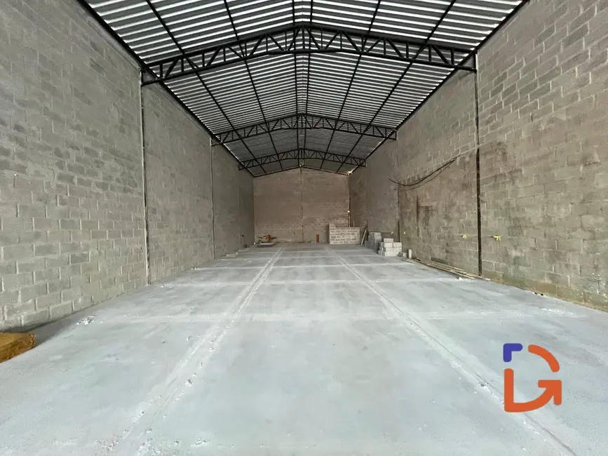 Foto 9 de Armazém / Galpão para alugar, 300m2 em Recreio, Rio Das Ostras - RJ