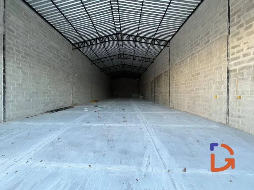 Foto 3 de Armazém / Galpão para alugar, 300m2 em Recreio, Rio Das Ostras - RJ