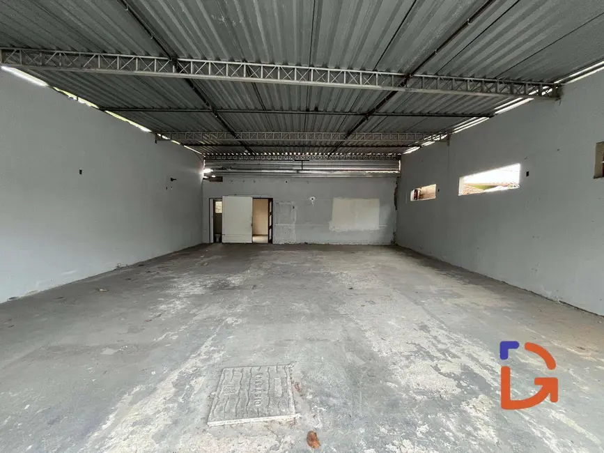 Foto 3 de Casa com 3 quartos à venda e para alugar, 360m2 em Novo Rio das Ostras, Rio Das Ostras - RJ