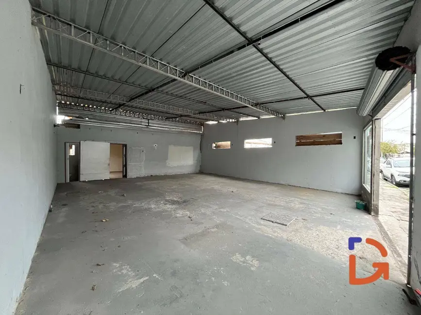 Foto 4 de Casa com 3 quartos à venda e para alugar, 360m2 em Novo Rio das Ostras, Rio Das Ostras - RJ