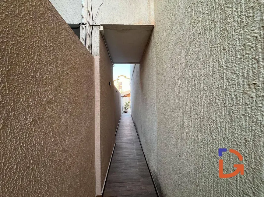 Foto 5 de Casa com 3 quartos à venda e para alugar, 360m2 em Recreio, Rio Das Ostras - RJ