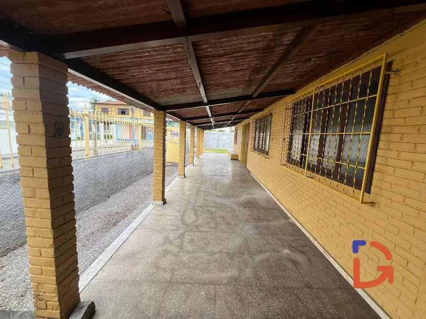 Casa com 4 quartos para alugar, 360m2 em Novo Rio das Ostras, Rio Das Ostras - RJ - imagem 4 Foto 4 de Casa com 4 quartos para alugar, 360m2 em Novo Rio das Ostras, Rio Das Ostras - RJ