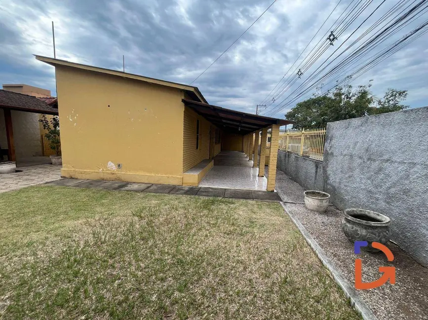 Casa com 4 quartos para alugar, 360m2 em Novo Rio das Ostras, Rio Das Ostras - RJ - imagem 6 Foto 6 de Casa com 4 quartos para alugar, 360m2 em Novo Rio das Ostras, Rio Das Ostras - RJ