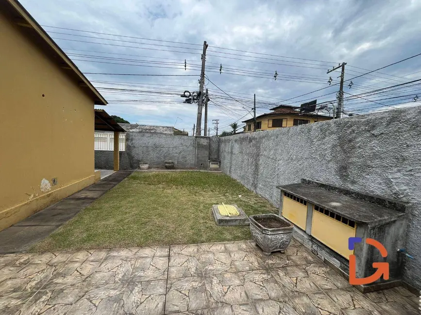 Casa com 4 quartos para alugar, 360m2 em Novo Rio das Ostras, Rio Das Ostras - RJ - imagem 8 Foto 8 de Casa com 4 quartos para alugar, 360m2 em Novo Rio das Ostras, Rio Das Ostras - RJ