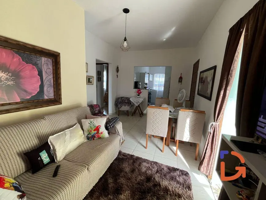 Foto 4 de Apartamento com 2 quartos à venda, 60m2 em Jardim Mariléa, Rio Das Ostras - RJ