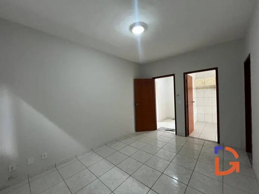 Sala Comercial para alugar, 93m2 em Village Rio das Ostras, Rio Das Ostras - RJ - imagem 5 Foto 5 de Sala Comercial para alugar, 93m2 em Village Rio das Ostras, Rio Das Ostras - RJ