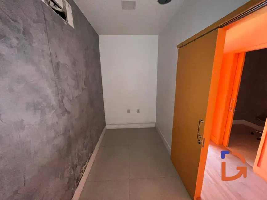 Loja para alugar, 59m2 em Centro, Rio Das Ostras - RJ - imagem 7 Foto 7 de Loja para alugar, 59m2 em Centro, Rio Das Ostras - RJ