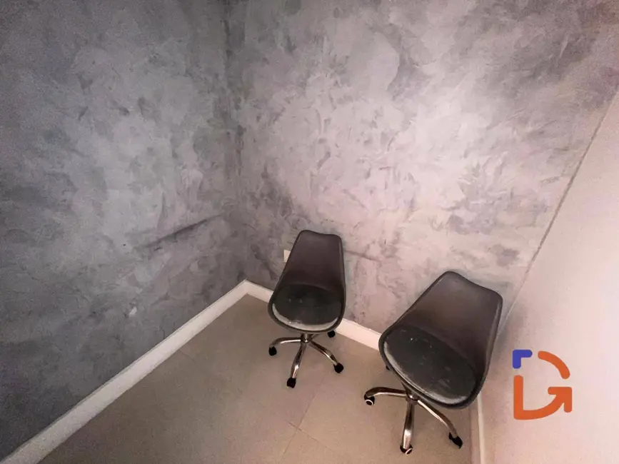 Loja para alugar, 59m2 em Centro, Rio Das Ostras - RJ - imagem 5 Foto 5 de Loja para alugar, 59m2 em Centro, Rio Das Ostras - RJ