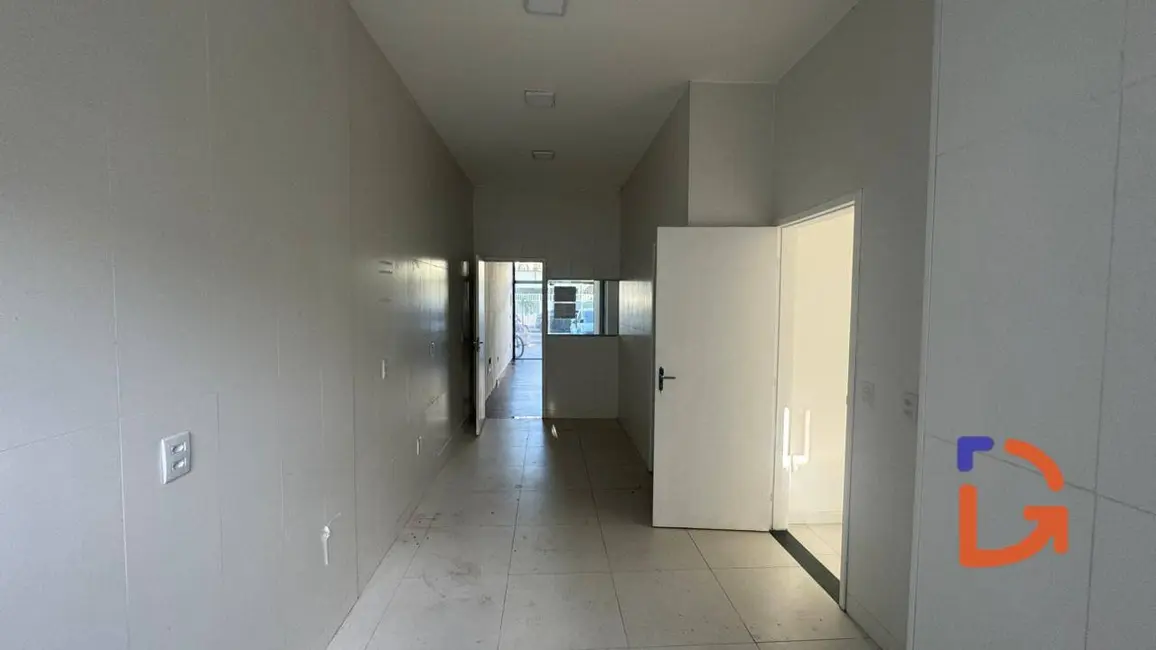 Foto 6 de Loja para alugar, 59m2 em Centro, Rio Das Ostras - RJ