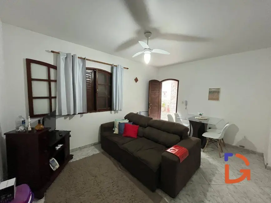 Foto 7 de Casa com 3 quartos para alugar, 102m2 em Costazul, Rio Das Ostras - RJ