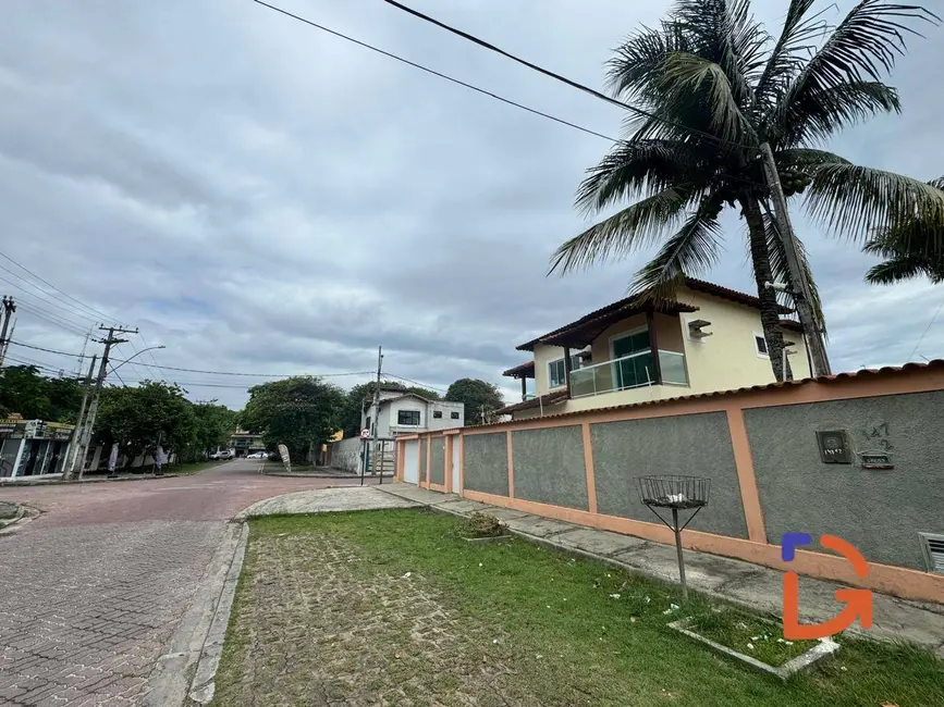 Foto 4 de Casa com 4 quartos para alugar, 214m2 em Costazul, Rio Das Ostras - RJ