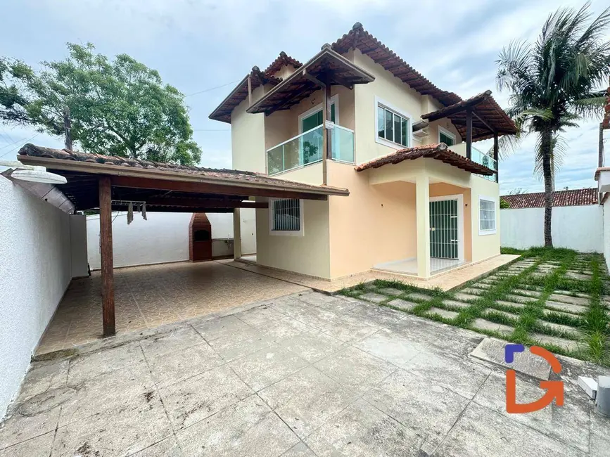 Foto 5 de Casa com 4 quartos para alugar, 214m2 em Costazul, Rio Das Ostras - RJ
