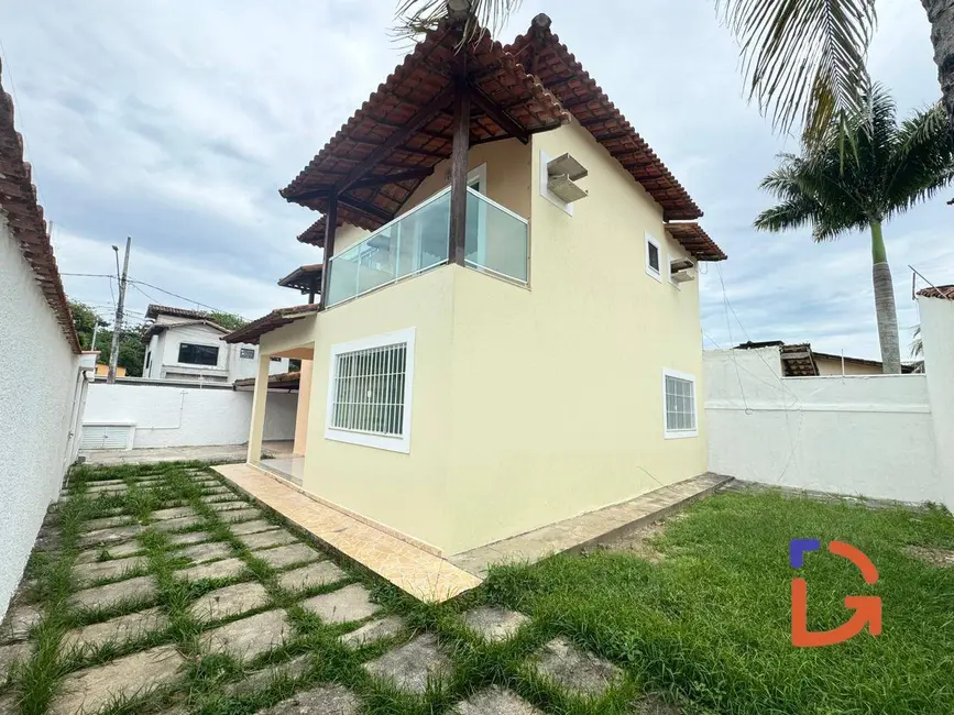 Foto 6 de Casa com 4 quartos para alugar, 214m2 em Costazul, Rio Das Ostras - RJ