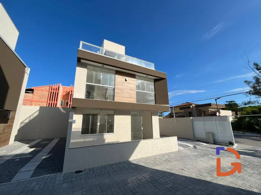 Foto 2 de Casa de Condomínio com 2 quartos à venda, 93m2 em Recreio, Rio Das Ostras - RJ