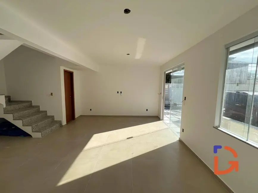 Foto 7 de Casa de Condomínio com 2 quartos à venda, 93m2 em Recreio, Rio Das Ostras - RJ