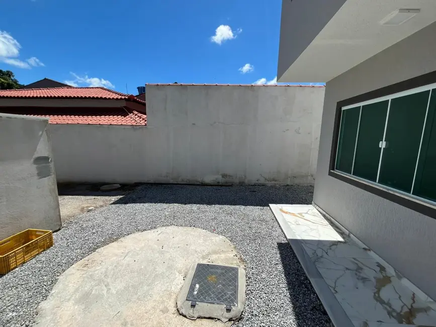 Foto 8 de Casa com 2 quartos à venda, 108m2 em Rio Das Ostras - RJ