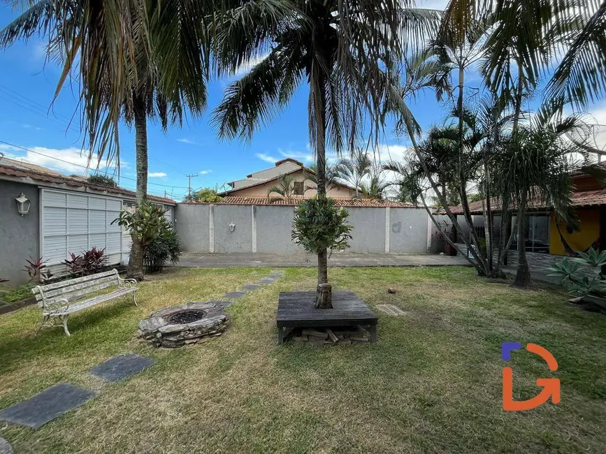 Foto 4 de Casa com 4 quartos à venda, 525m2 em Jardim Mariléa, Rio Das Ostras - RJ
