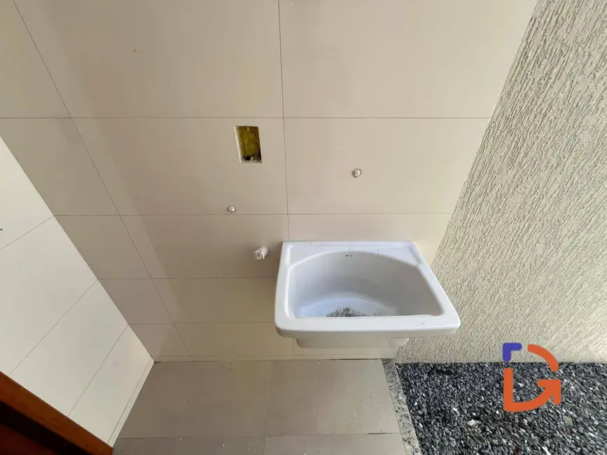 Foto 8 de Casa de Condomínio com 2 quartos à venda e para alugar, 93m2 em Recreio, Rio Das Ostras - RJ