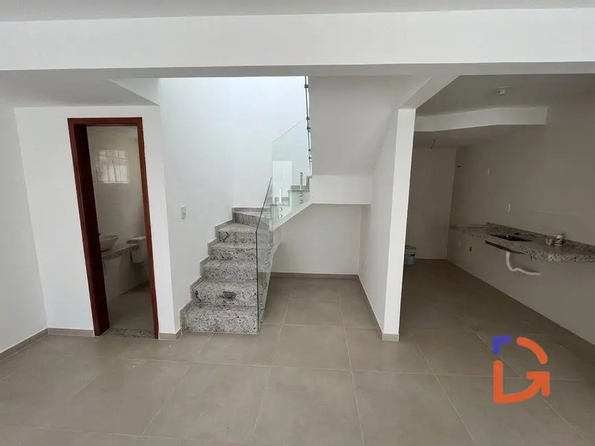 Casa de Condomínio com 2 quartos à venda e para alugar, 93m2 em Recreio, Rio Das Ostras - RJ - imagem 7 Foto 7 de Casa de Condomínio com 2 quartos à venda e para alugar, 93m2 em Recreio, Rio Das Ostras - RJ