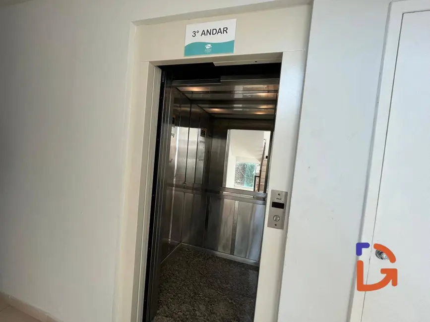 Foto 5 de Apartamento com 1 quarto à venda e para alugar, 51m2 em Rio Das Ostras - RJ