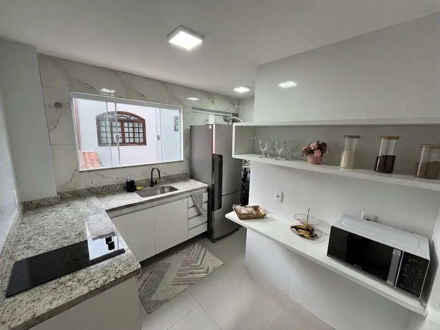 Foto 8 de Apartamento com 3 quartos à venda, 162m2 em Rio Das Ostras - RJ